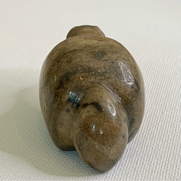 Vintage Raccoon Fetish Canadian Inuit Hand Carved Native Animal Sculpture 2.75" - Picture 8 of 16